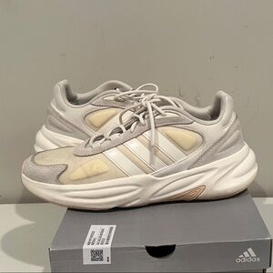 Women's Adidas Ozelle Cloudfoam Comfort white / white size 10.5M